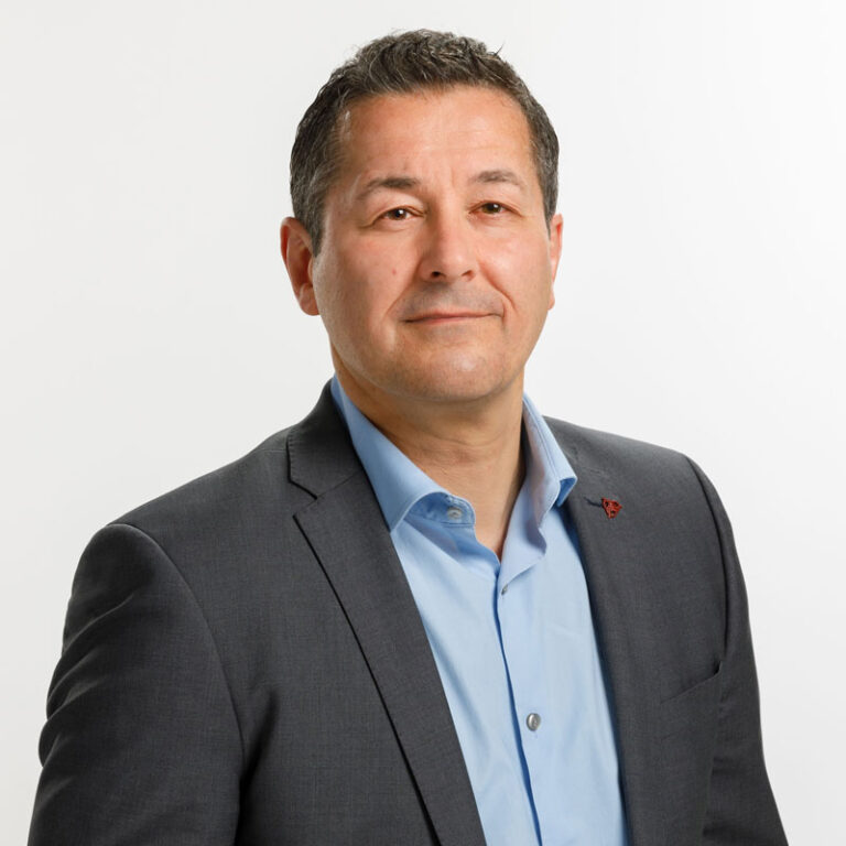 Dr. Frank Becher